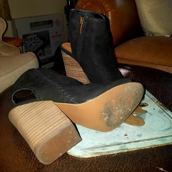 🔴SOLD🔴 Steve Madden Mingle - Picture 3 of 6